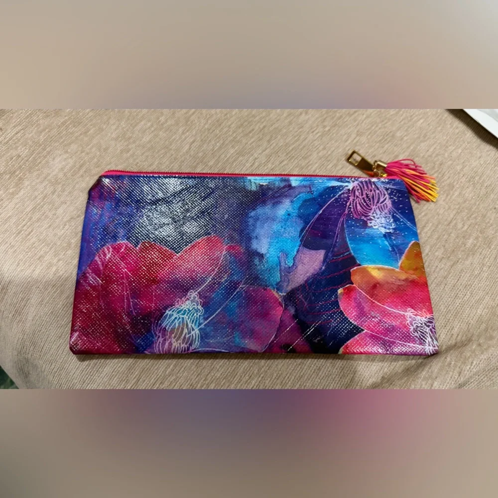 Face art pencil case/makeup case